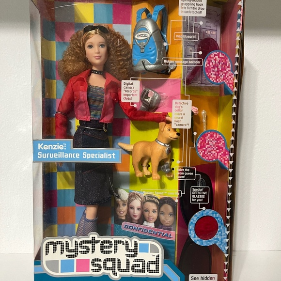 Mystery Squad Kenzie Barbie 2002 - Picture 1 of 2